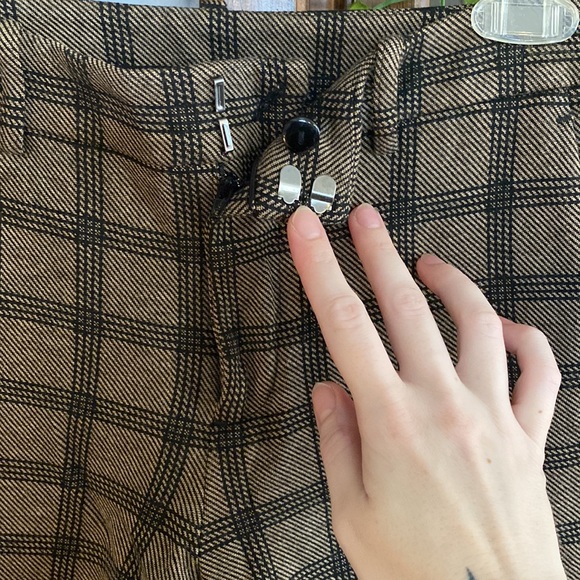 Plaid trousers - Picture 10 of 10